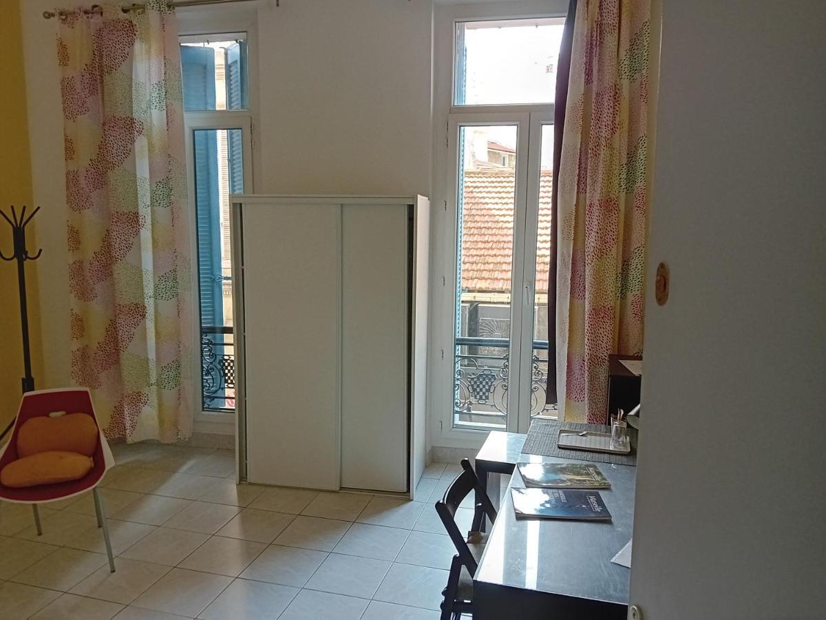 Quartier De Verdure "Cours Julien La Plaine "Chambre Privee Dans Appartement Marseilles Exterior foto
